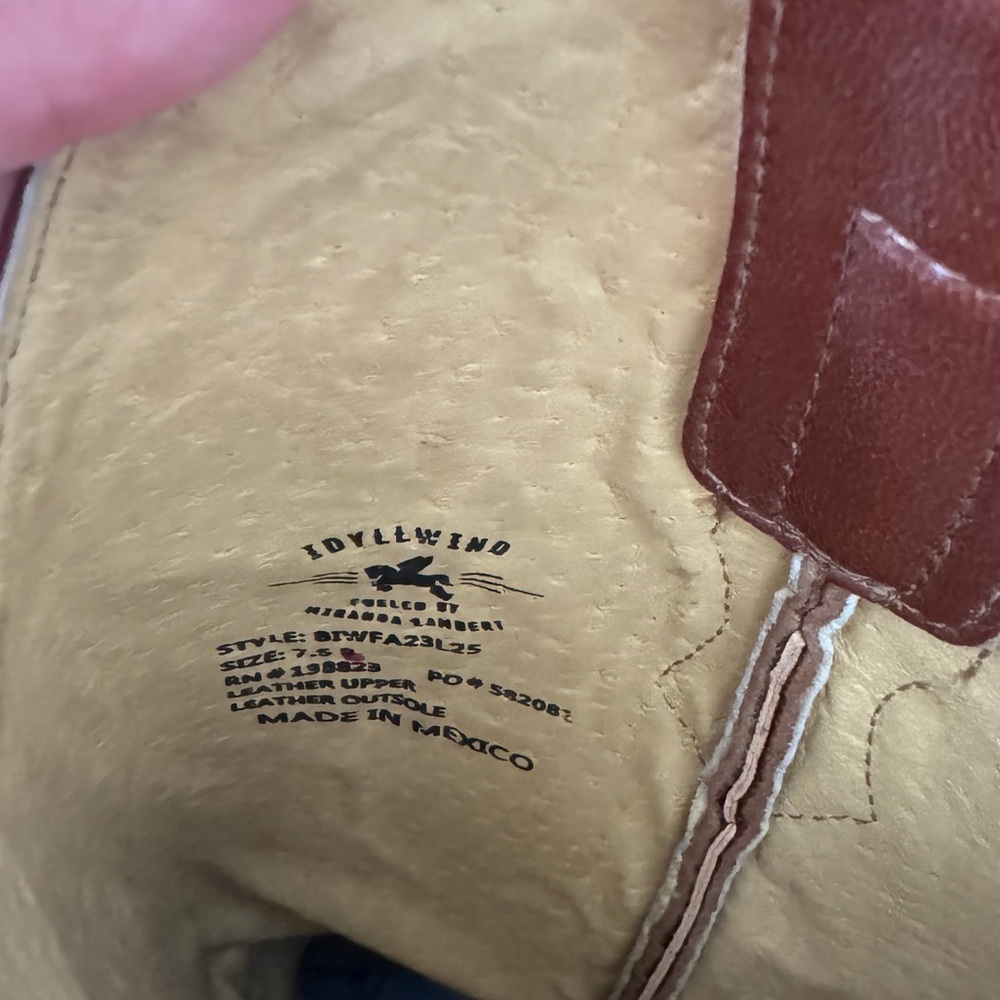 Idyllwind Boots! - Picture 3 of 4